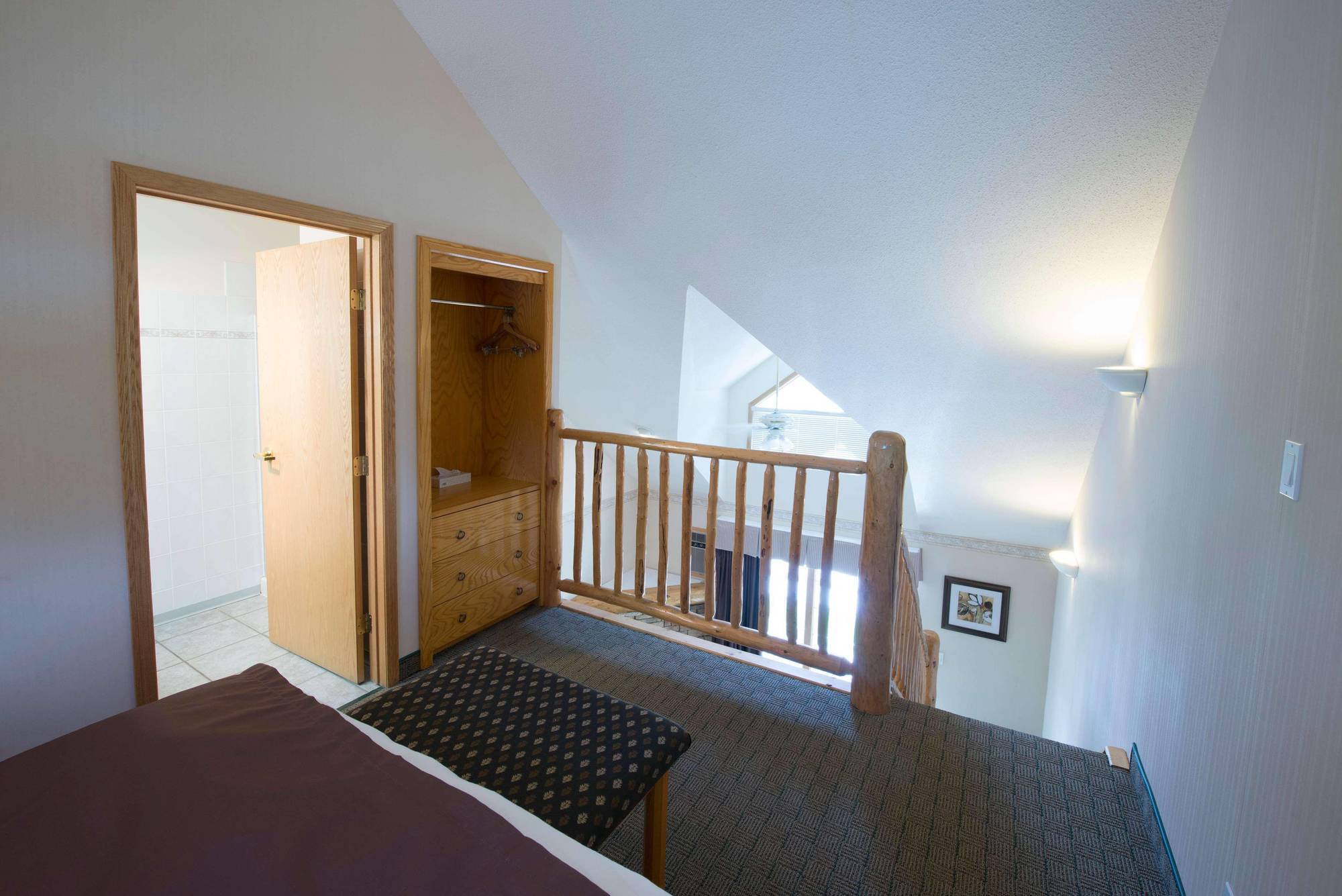 Waterton Glacier Suites Esterno foto